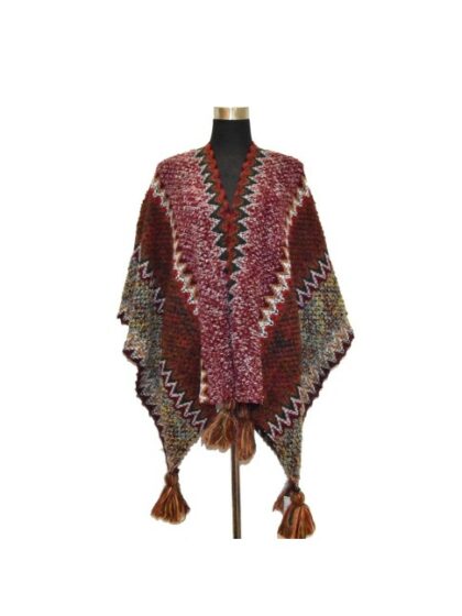 Stilvolles bordeauxfarbenes Textilcape - Modisches Kleidungsstück für einen trendigen Look!